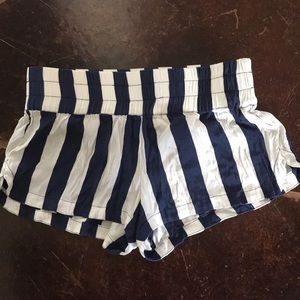 Acacia silk shorts